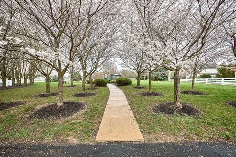 Tiny photo for 7301 Wood Edge Lane, New Albany, OH 43054 (MLS # 225020663)
