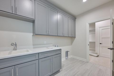 Tiny photo for 7301 Wood Edge Lane, New Albany, OH 43054 (MLS # 225020663)