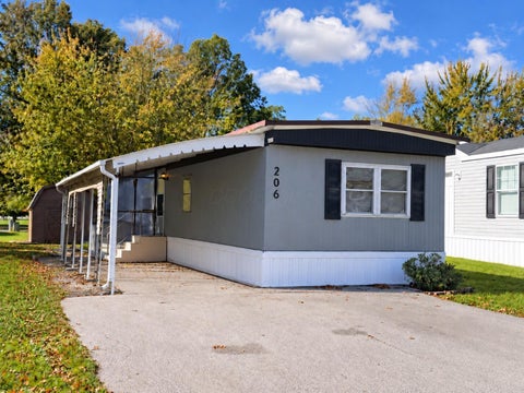 Photo of 206 Rhode Island Road, Elyria, OH 44035 (MLS # 226040417)