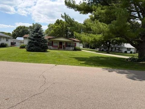 Tiny photo for 75 Park Drive, Thornville, OH 43076 (MLS # 226027762)