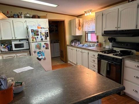 Tiny photo for 75 Park Drive, Thornville, OH 43076 (MLS # 226027762)