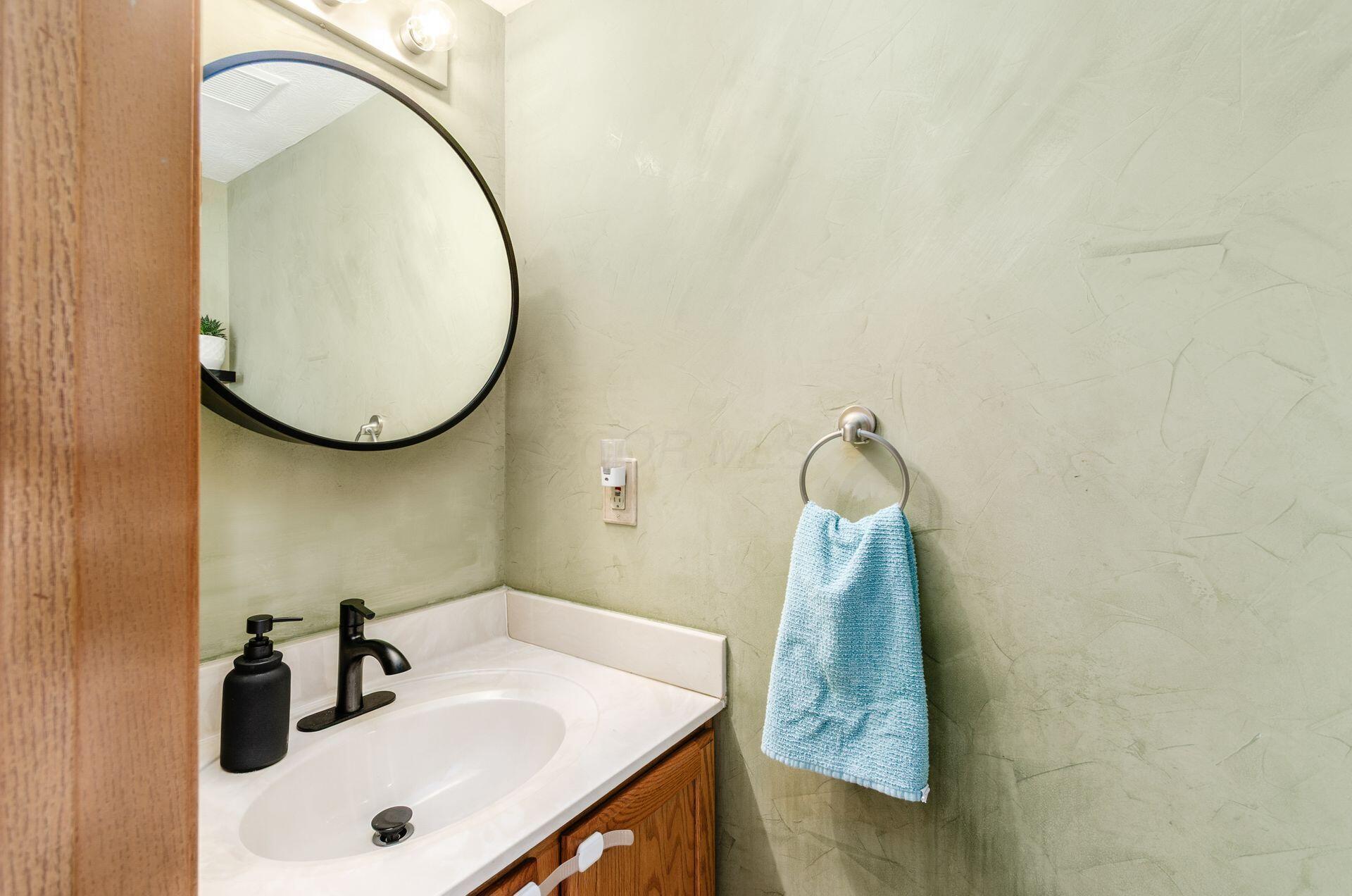 6249 Corley Drive, Dublin, Ohio image 10