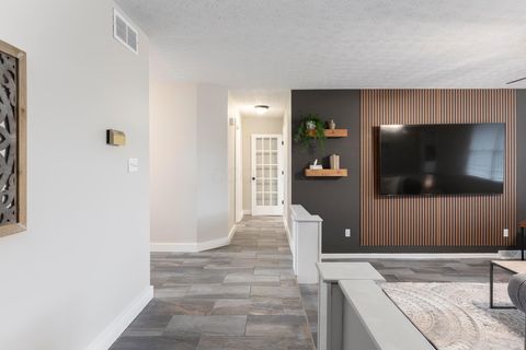 Tiny photo for 7590 Bevelhymer Road, New Albany, OH 43054 (MLS # 226010168)