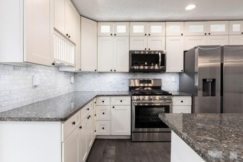 Tiny photo for 7590 Bevelhymer Road, New Albany, OH 43054 (MLS # 226010168)