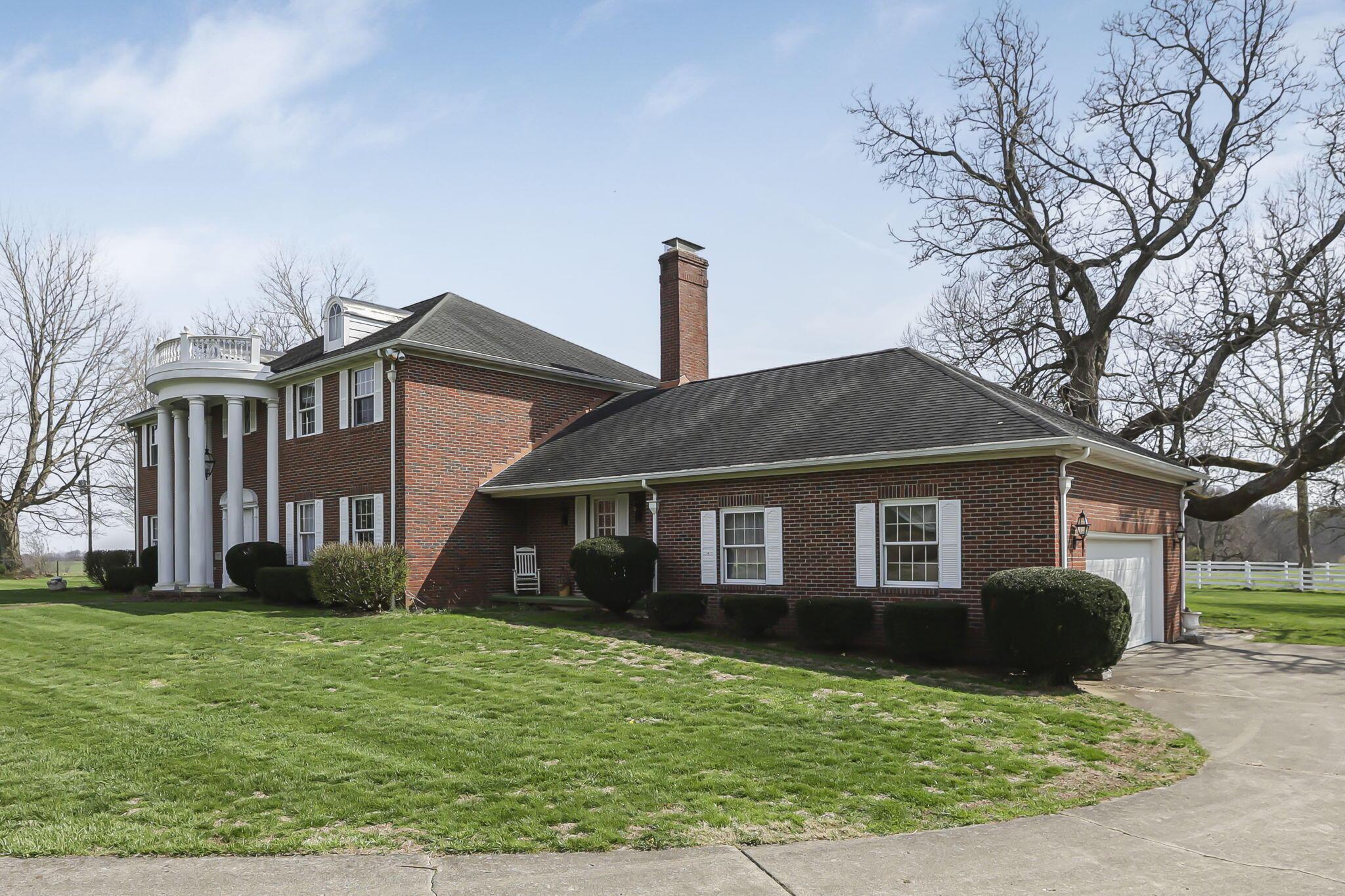 6711 Lancaster New Lexington Road SE