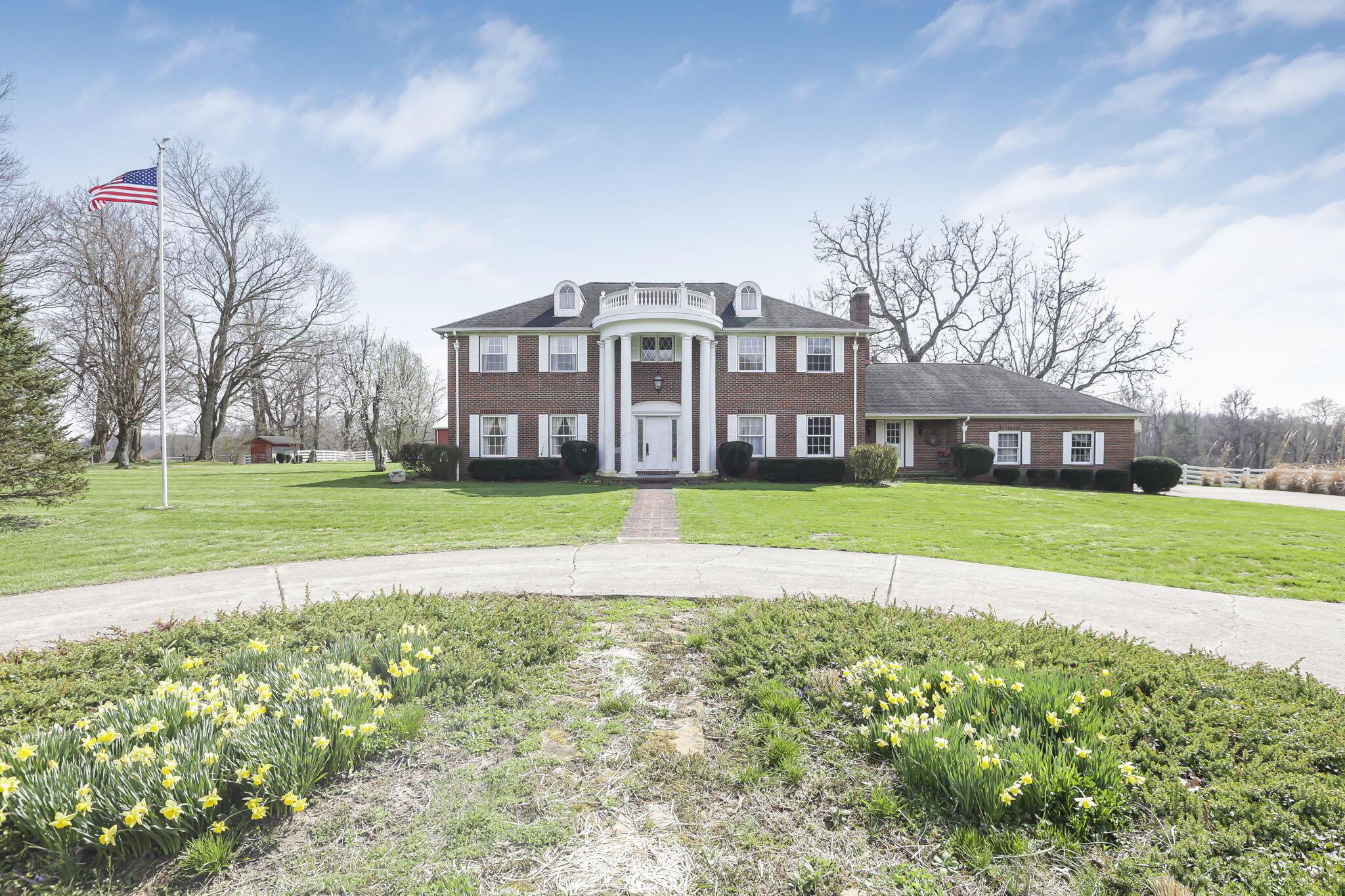 6711 Lancaster New Lexington Road SE