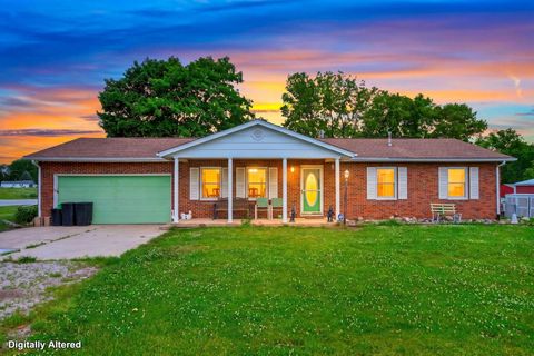 Photo of 10442 State Route 207, Clarksburg, OH 43115 (MLS # 226017860)