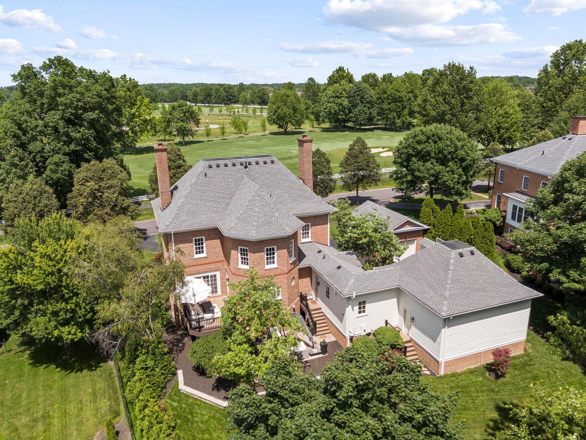 7555 Lambton Park Road