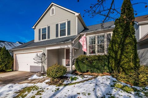 Photo of 5804 Oldenburgh Way, Dublin, OH 43016 (MLS # 225044755)