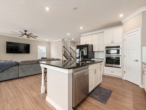 Tiny photo for 505 Conley Drive, Commercial Point, OH 43116 (MLS # 225044849)