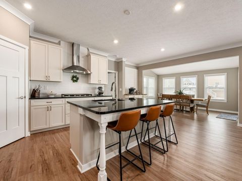 Tiny photo for 505 Conley Drive, Commercial Point, OH 43116 (MLS # 225044849)