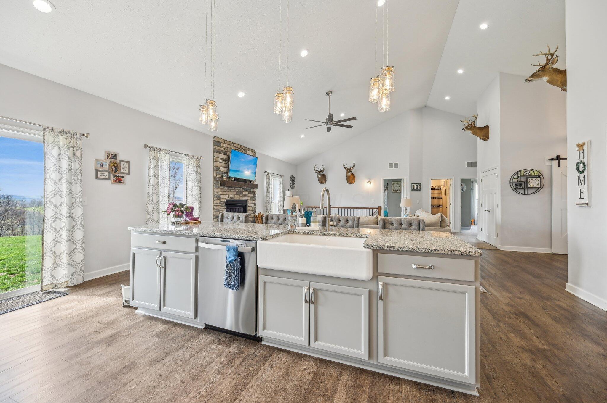 6778 Clearport Road, Lancaster, Ohio image 20