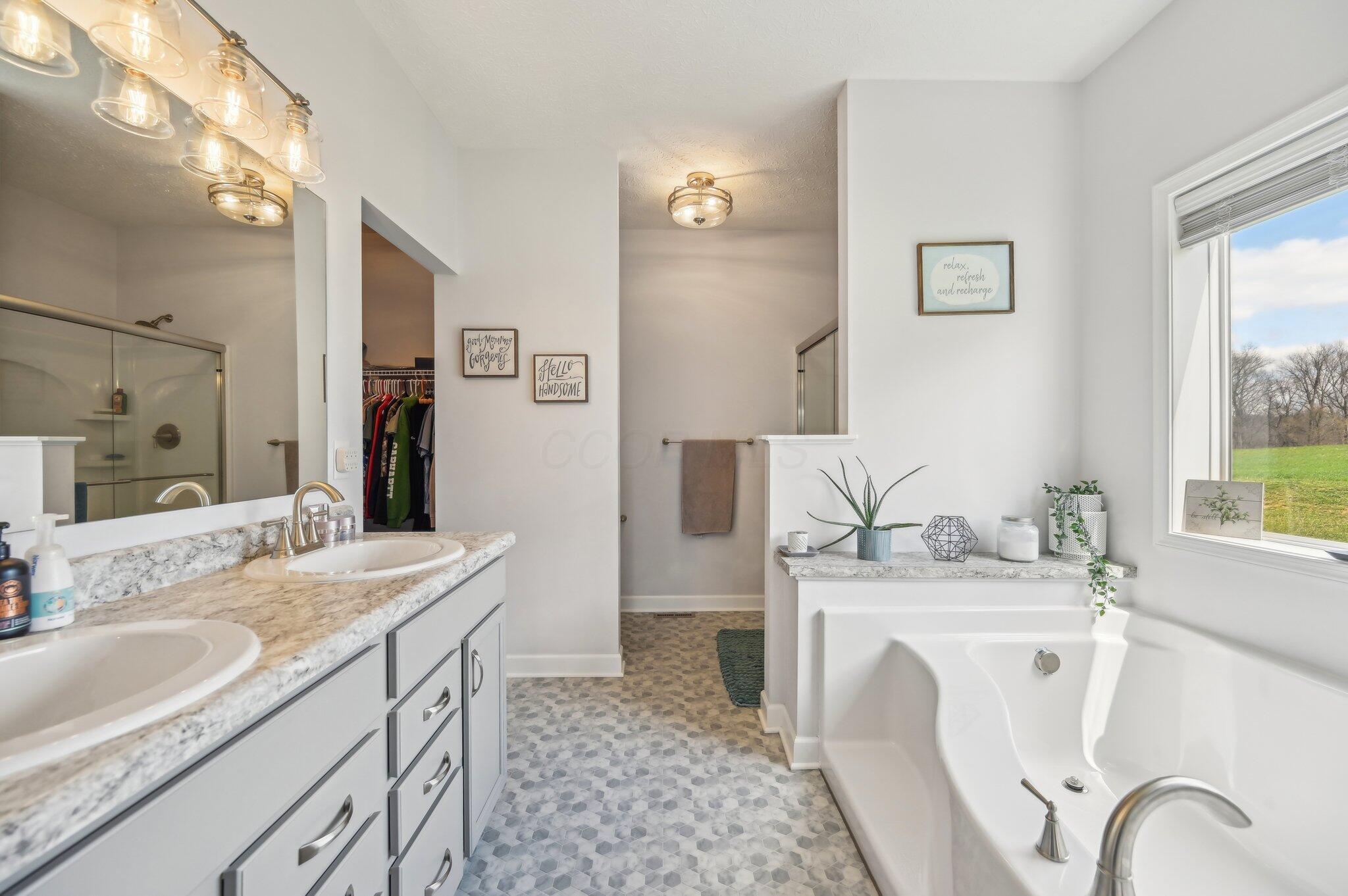 6778 Clearport Road, Lancaster, Ohio image 29