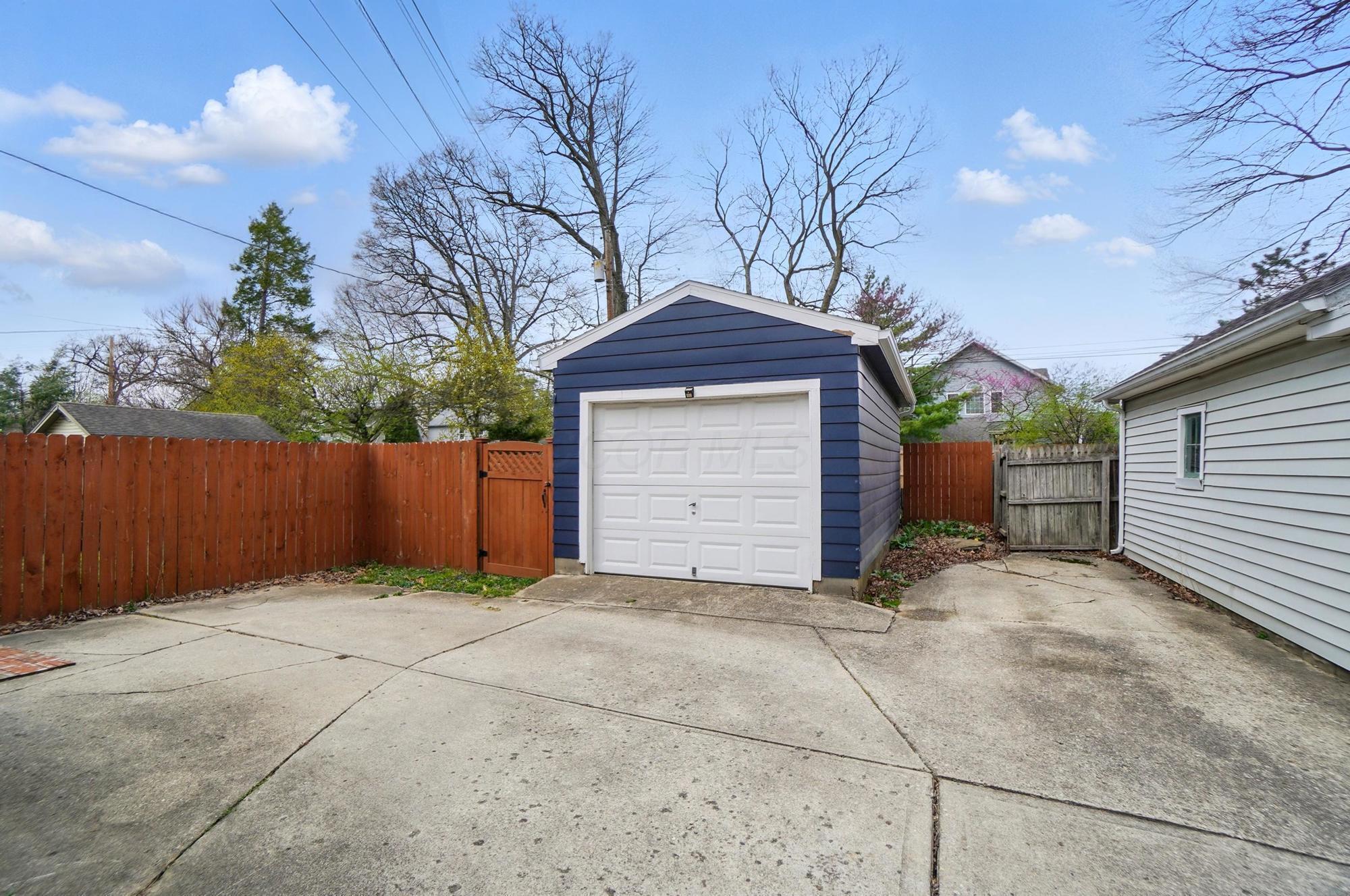 114 Roosevelt Drive, Springfield, Ohio image 38