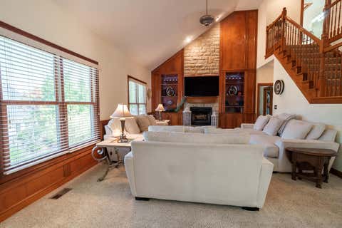 Tiny photo for 5169 Royal County Down, Westerville, OH 43082 (MLS # 226027387)