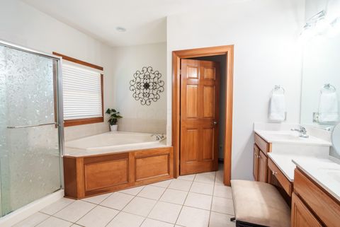Tiny photo for 5169 Royal County Down, Westerville, OH 43082 (MLS # 226027387)