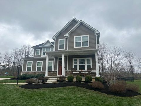 Photo of 8239 Woodland Creek Court, Blacklick, OH 43004 (MLS # 226009829)