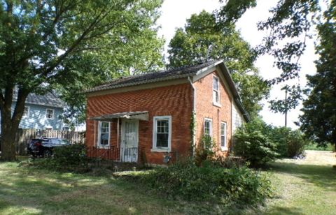 Photo of 15944 Jefferson Street, Bellevue, OH 44811 (MLS # 225037758)