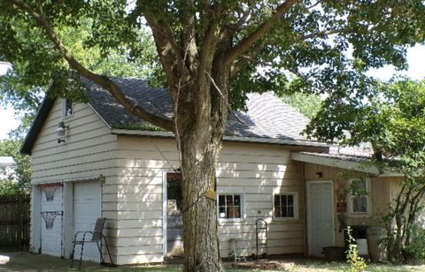 Tiny photo for 15944 Jefferson Street, Bellevue, OH 44811 (MLS # 225037758)