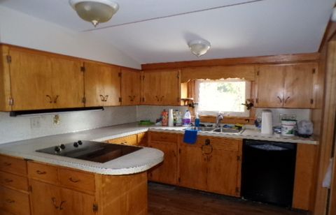 Tiny photo for 15944 Jefferson Street, Bellevue, OH 44811 (MLS # 225037758)