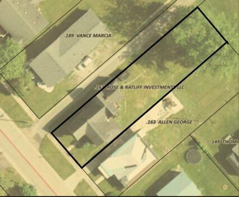 Photo of 516 Lewis Street, Washington Court House, OH 43160 (MLS # 225045584)