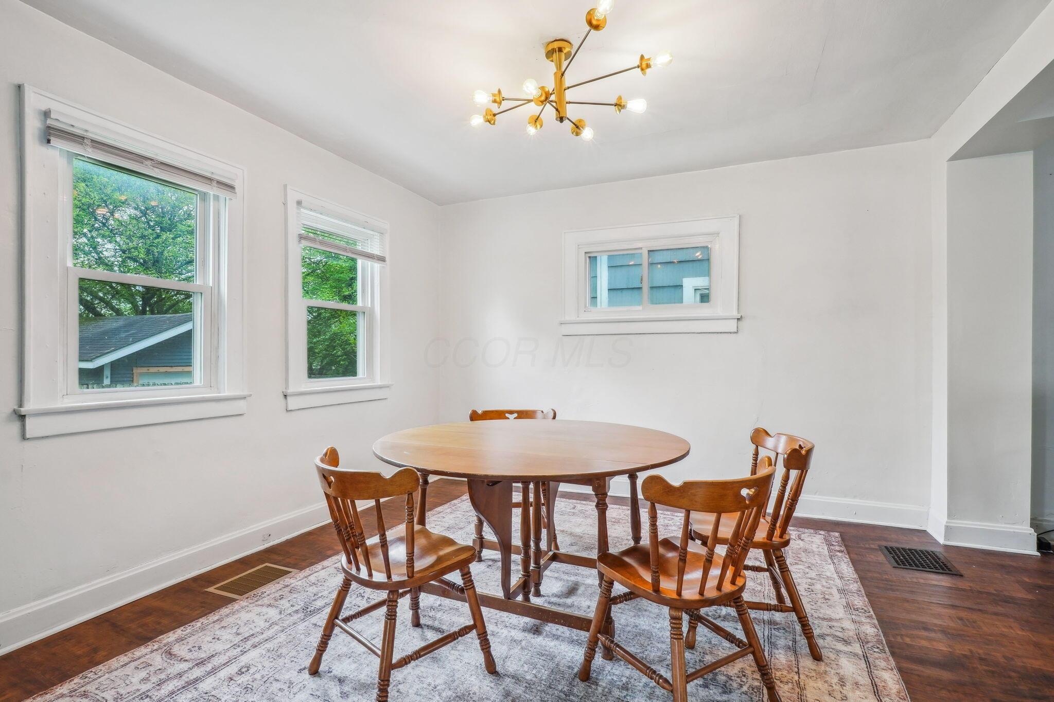 1066 Kelton Avenue, Columbus, Ohio image 11