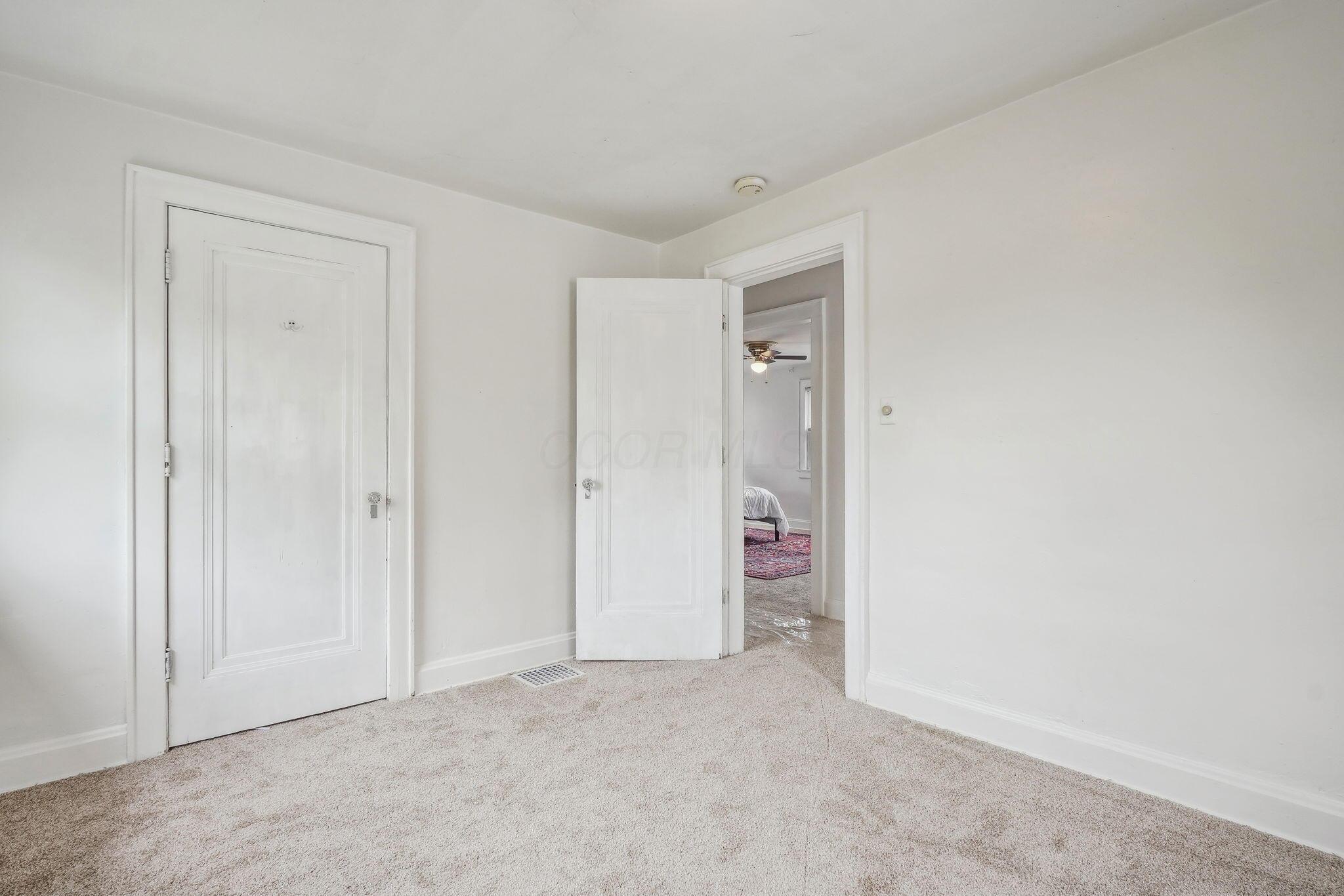 1066 Kelton Avenue, Columbus, Ohio image 26
