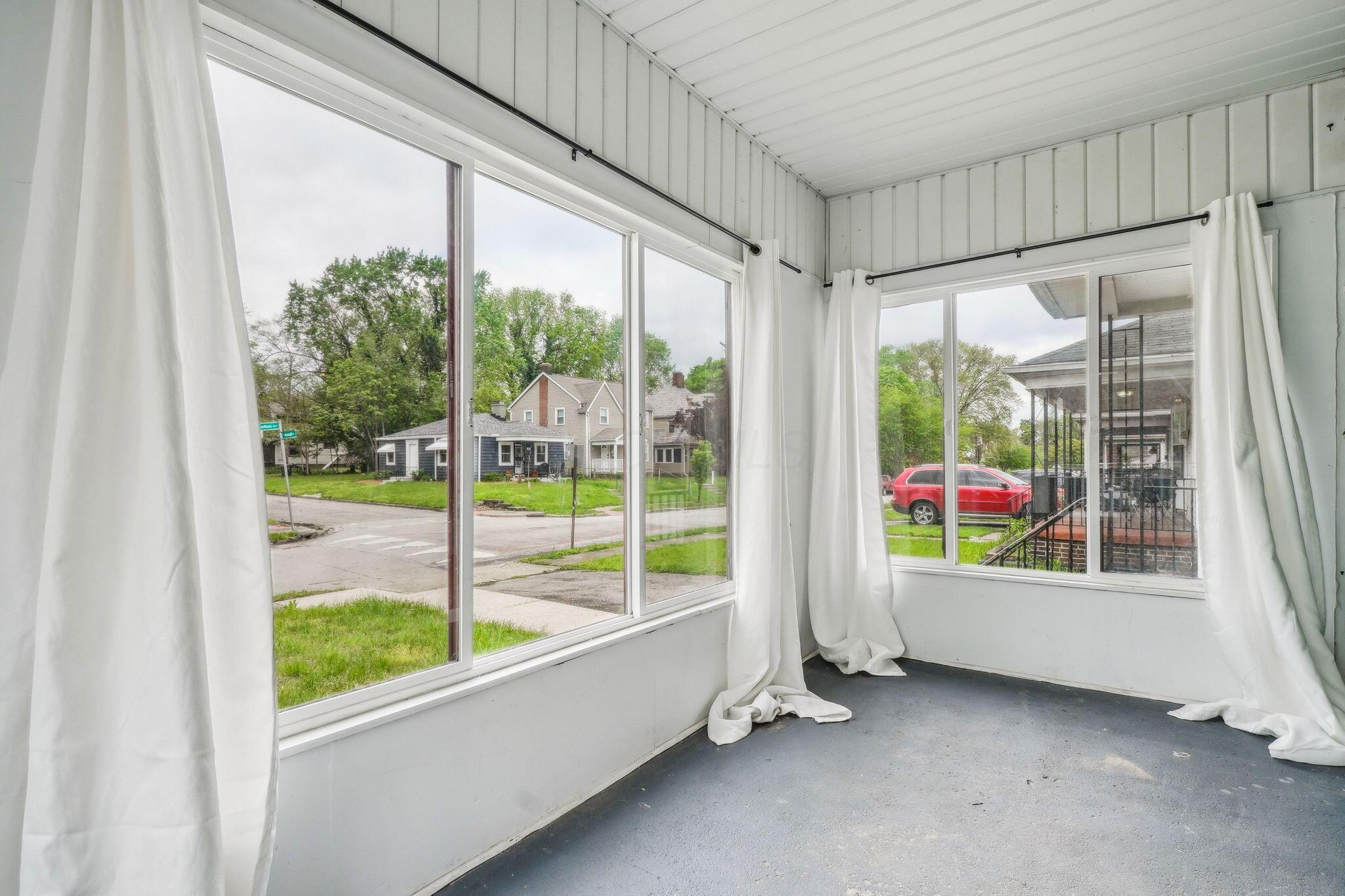 1066 Kelton Avenue, Columbus, Ohio image 16