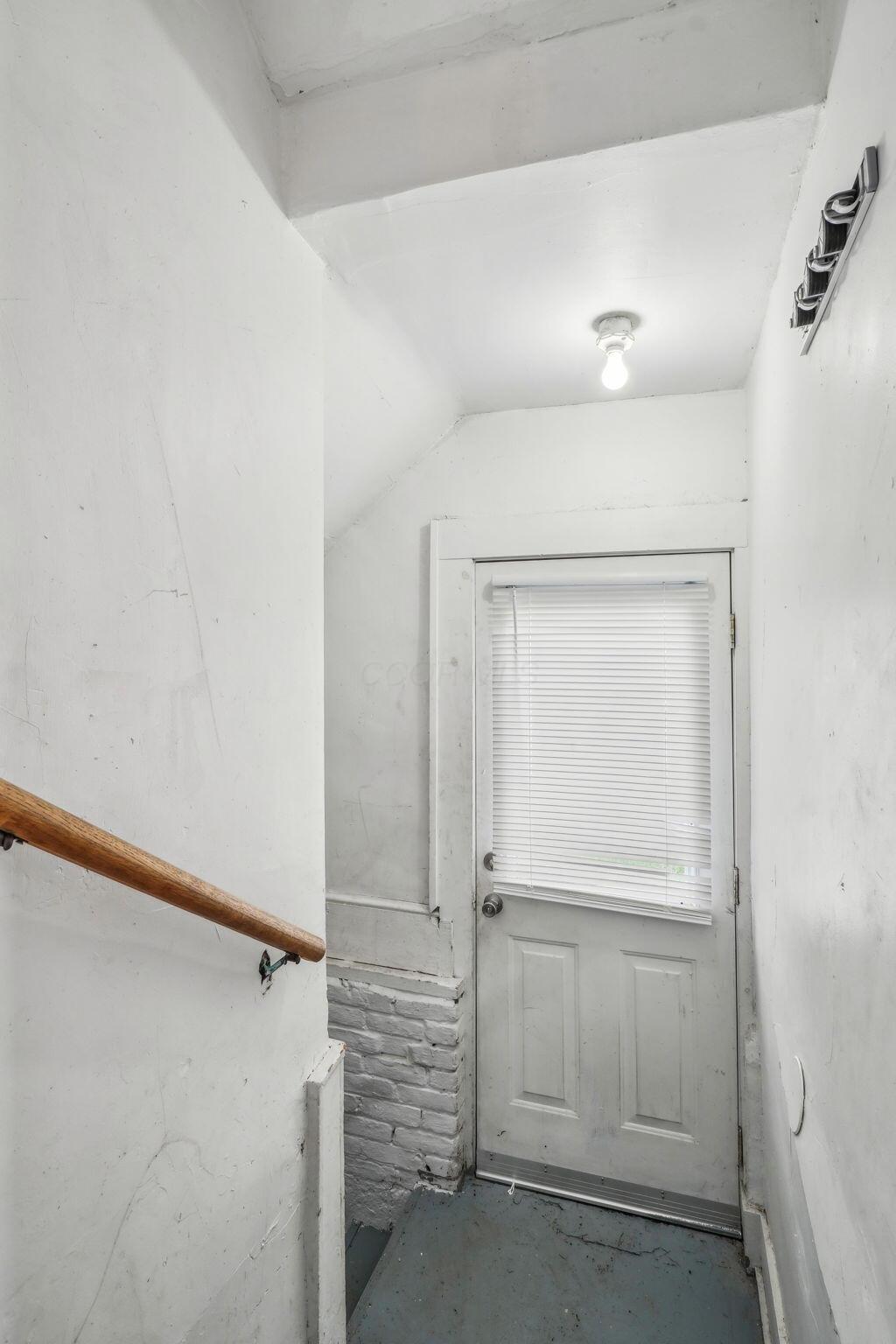 1066 Kelton Avenue, Columbus, Ohio image 35