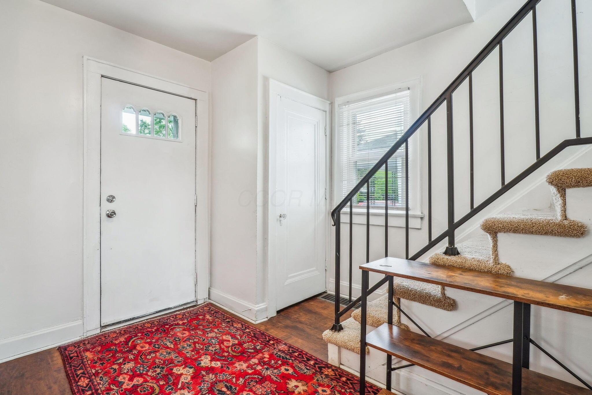 1066 Kelton Avenue, Columbus, Ohio image 4