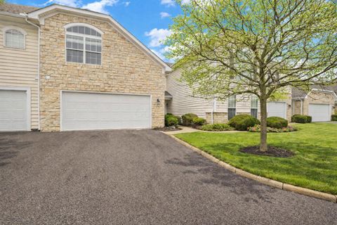 Photo of 5145 Vinings Boulevard B #B, Dublin, OH 43016 (MLS # 226004645)