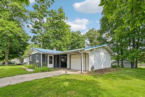 Photo of 329 Wren Avenue, Bellefontaine, OH 43311 (MLS # 226021612)