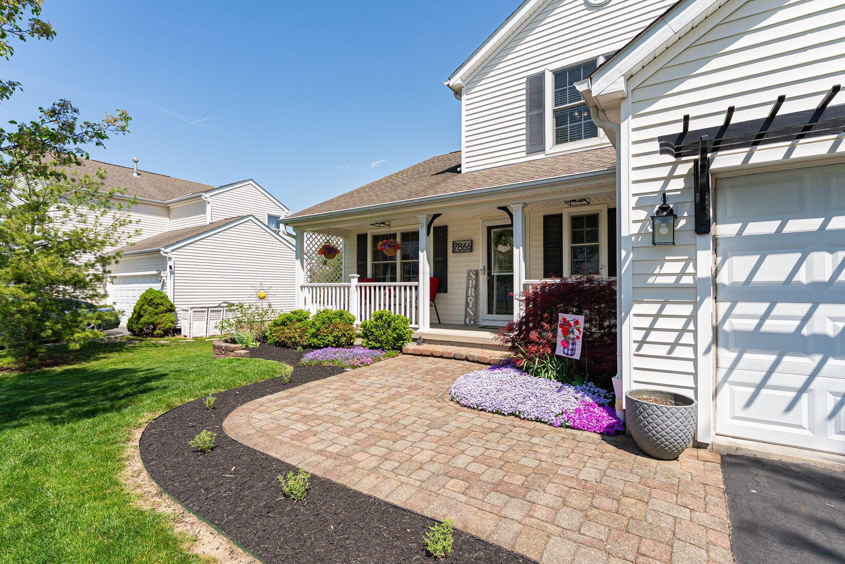 7866 Mountain Ash Lane, Canal Winchester, Ohio image 3