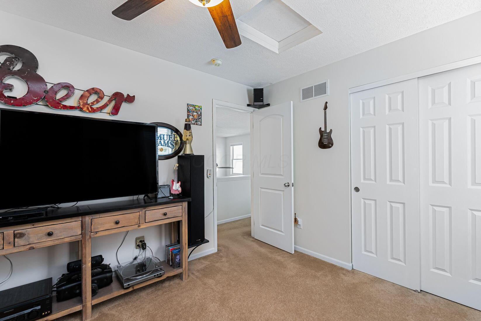 7866 Mountain Ash Lane, Canal Winchester, Ohio image 37