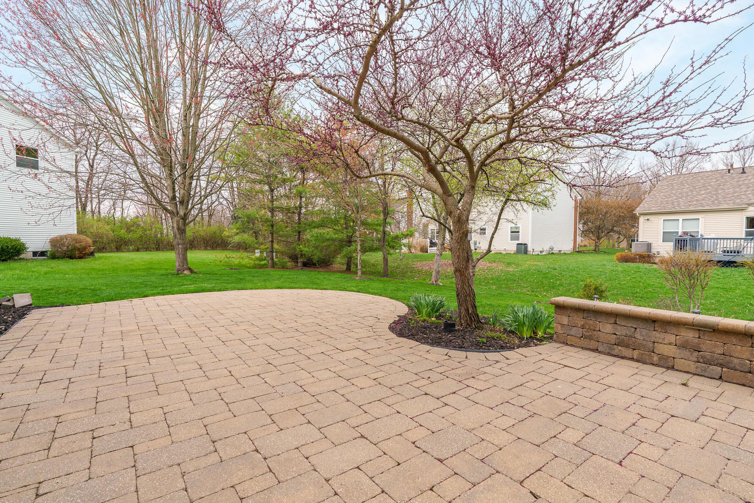 6402 Fayborough Court, Dublin, Ohio image 38