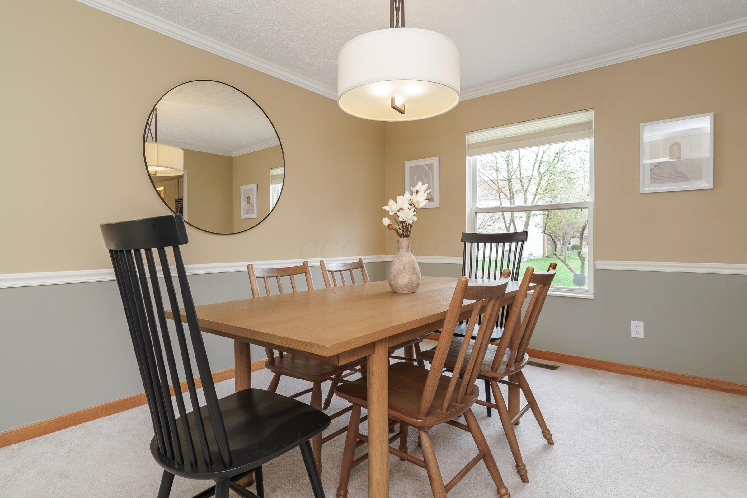 6402 Fayborough Court, Dublin, Ohio image 8