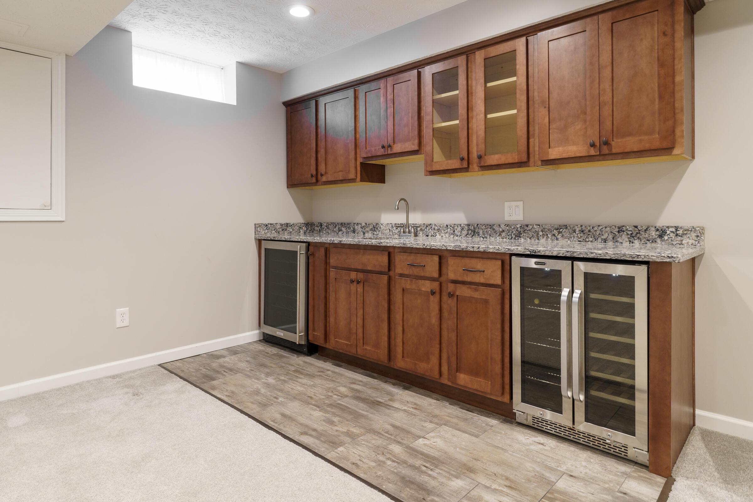 6402 Fayborough Court, Dublin, Ohio image 34