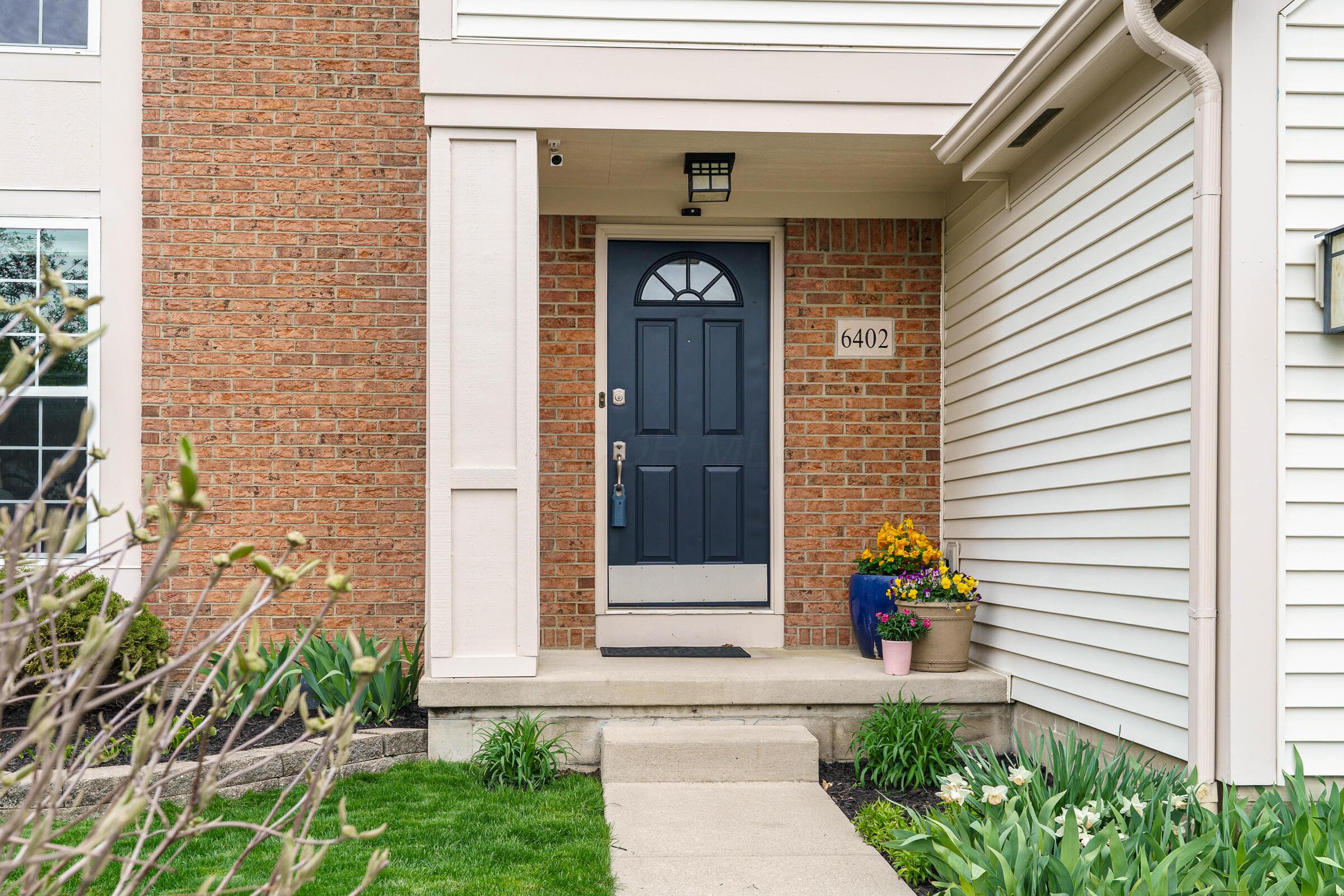 6402 Fayborough Court, Dublin, Ohio image 3
