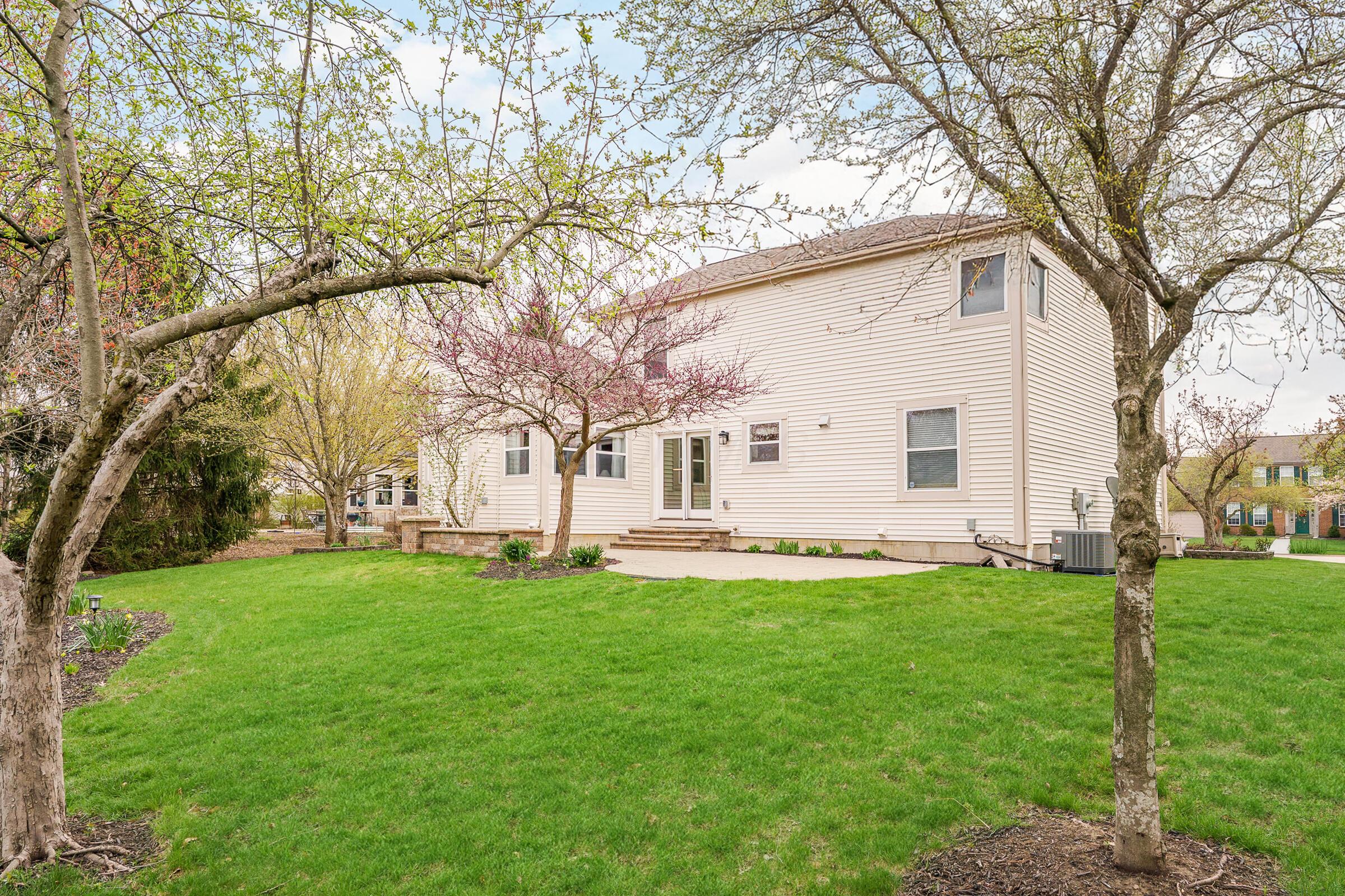 6402 Fayborough Court, Dublin, Ohio image 37