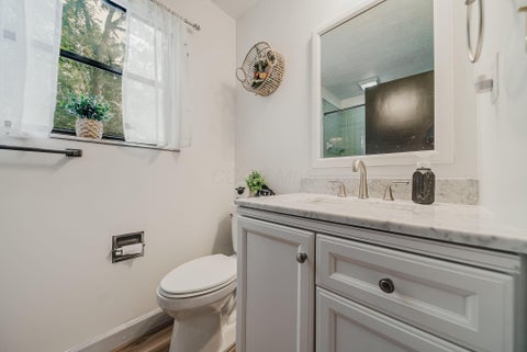 Tiny photo for 346 Chris Court, Chillicothe, OH 45601 (MLS # 226034278)