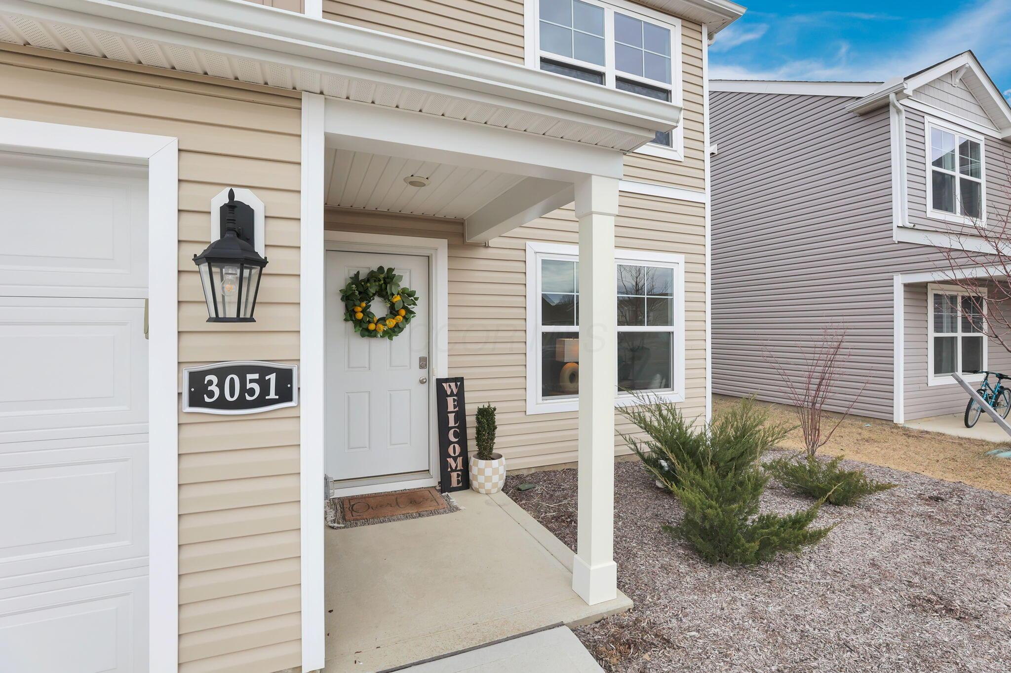 3051 Lamptonridge Drive, Columbus, Ohio image 3