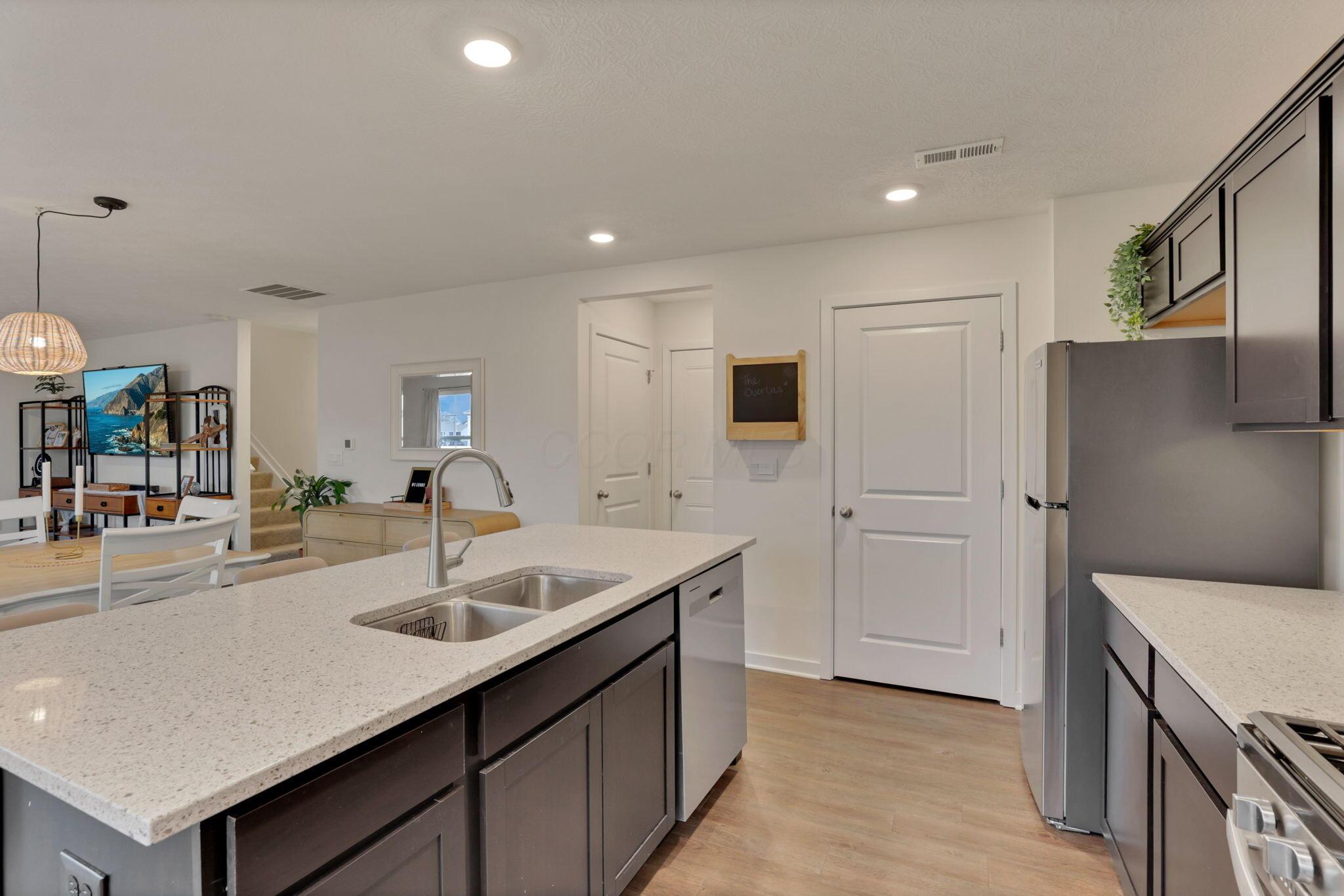 3051 Lamptonridge Drive, Columbus, Ohio image 28