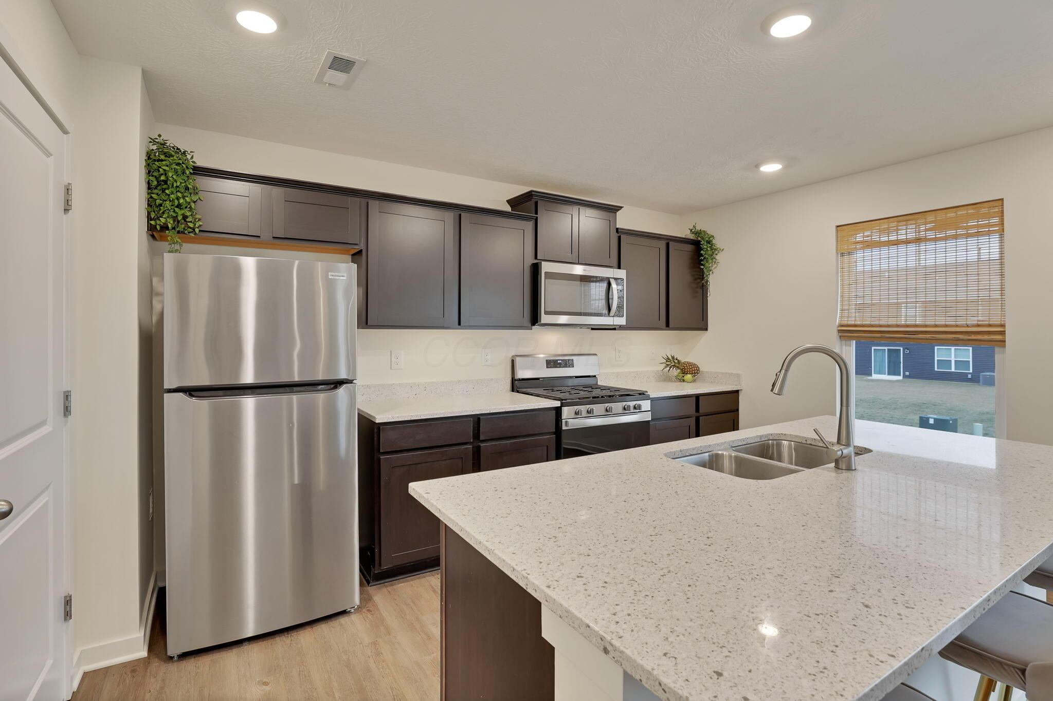 3051 Lamptonridge Drive, Columbus, Ohio image 25