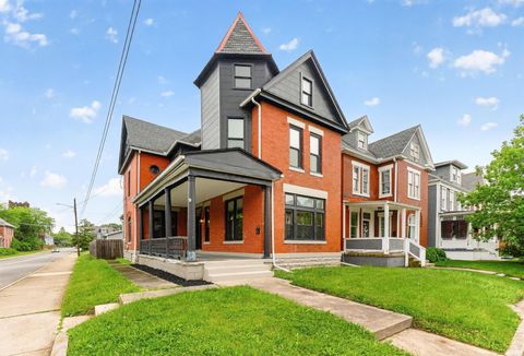Photo of 686 S Champion Avenue, Columbus, OH 43205 (MLS # 226018143)
