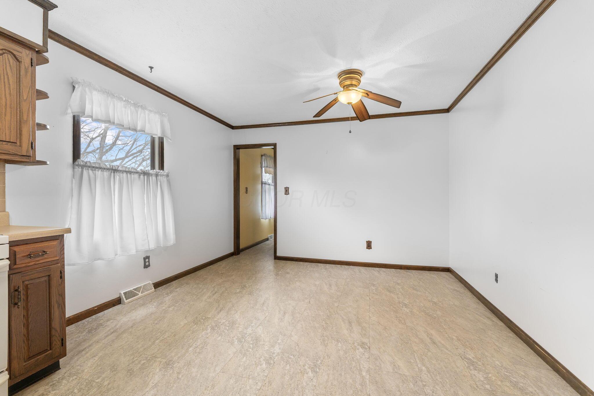 17541 Ringgold Northern Road, Circleville, Ohio image 12