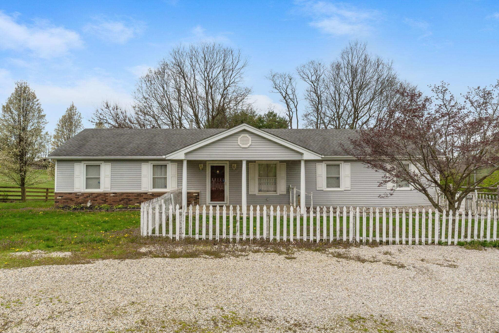 17541 Ringgold Northern Road, Circleville, Ohio image 3