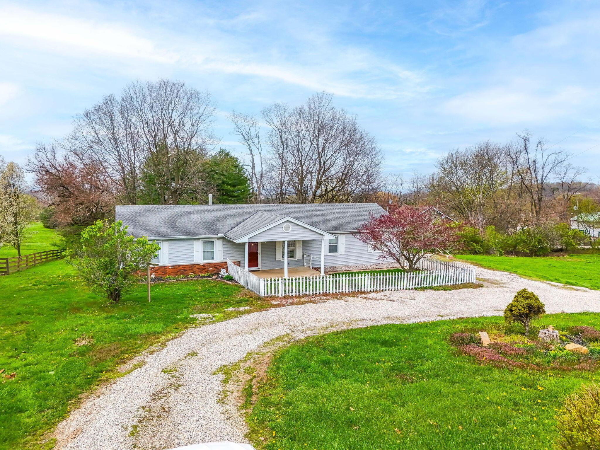 17541 Ringgold Northern Road, Circleville, Ohio image 1