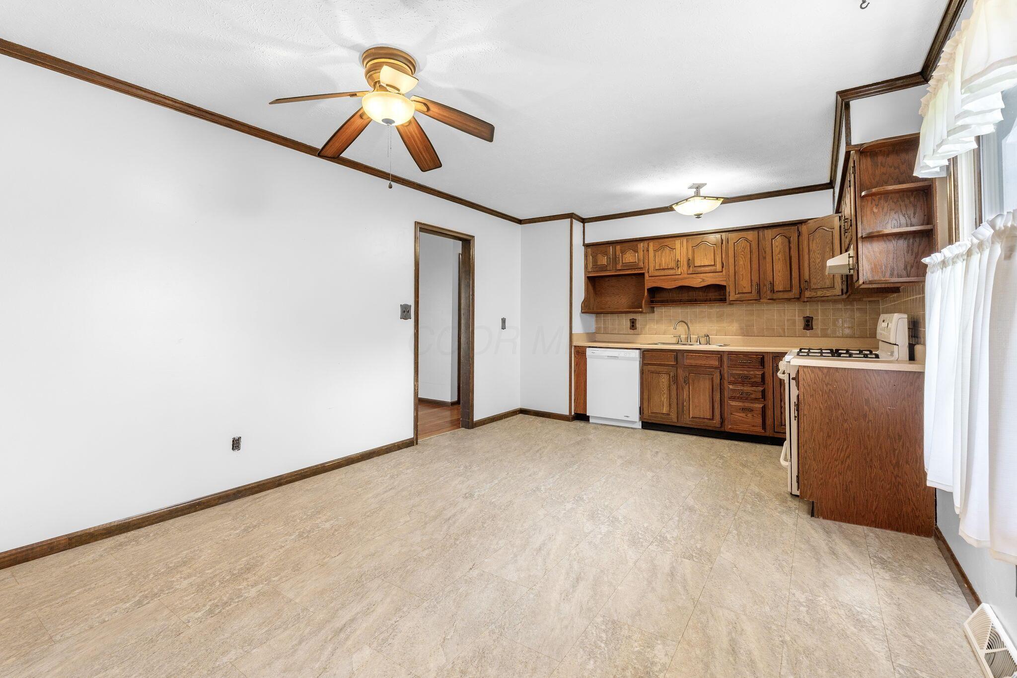 17541 Ringgold Northern Road, Circleville, Ohio image 14