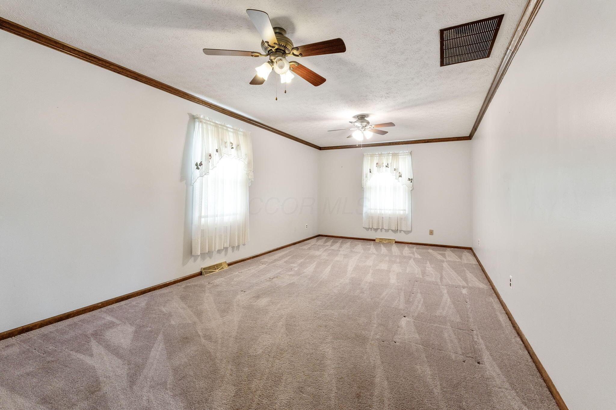 17541 Ringgold Northern Road, Circleville, Ohio image 16