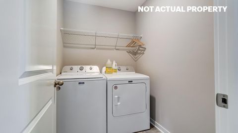 Tiny photo for 5 Walnut Mill Way, Ashville, OH 43103 (MLS # 226003112)